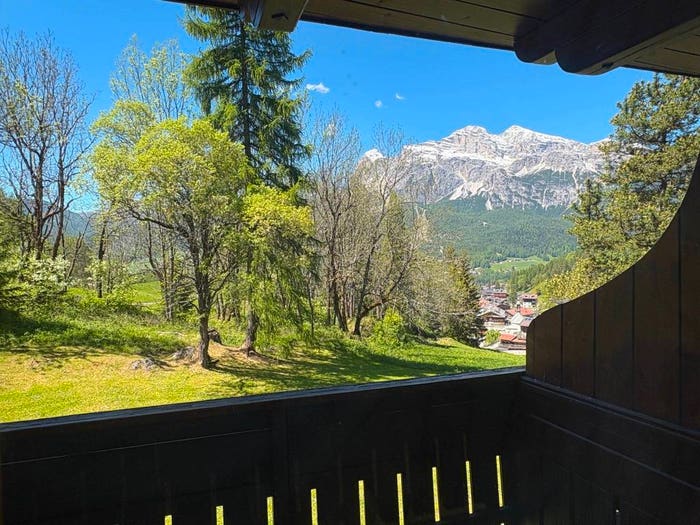 Appartamento quadrilocale in vendita in Frazione Alverà, Cortina d'Ampezzo