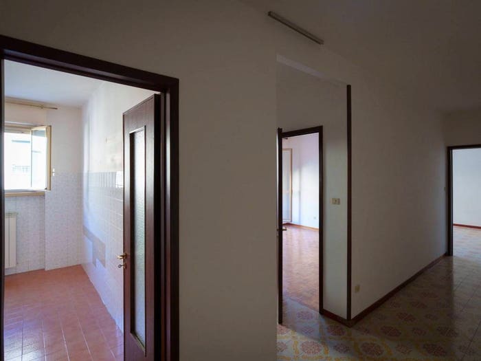 Appartamento quadrilocale in vendita in Via dei Porta, Largo Barriera Ospedale Maggiore, Trieste
