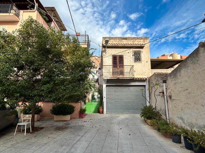 Appartamento bilocale in vendita in Cortile Della Chiesa, Guadagna, Palermo