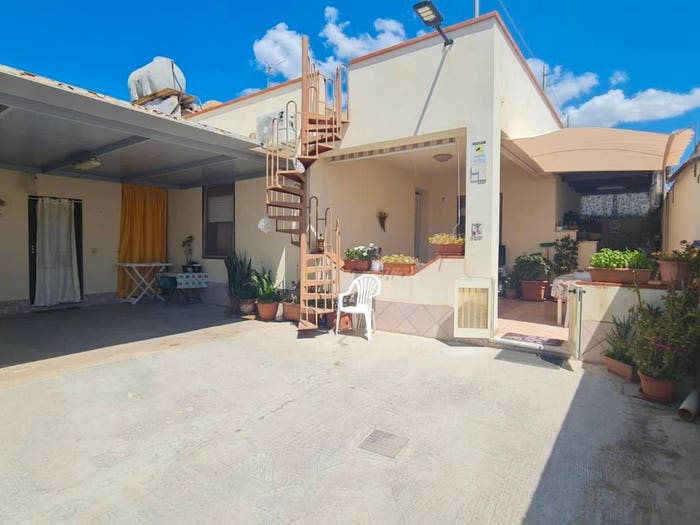 Casa quadrilocale in vendita in Via del Mediterraneo, Triscina, Castelvetrano