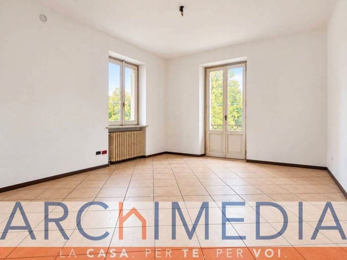 Appartamento bilocale in vendita in Via Como, San Salvatore, Malnate