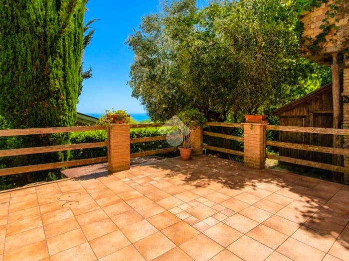 Casa quadrilocale in vendita in Via XX Settembre, Colonnella