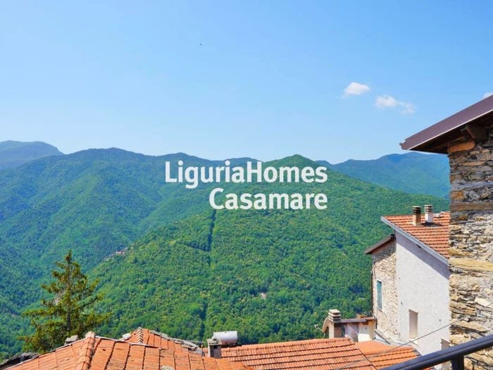 Appartamento con 5 locali in vendita in Via Cria, Centro, Triora