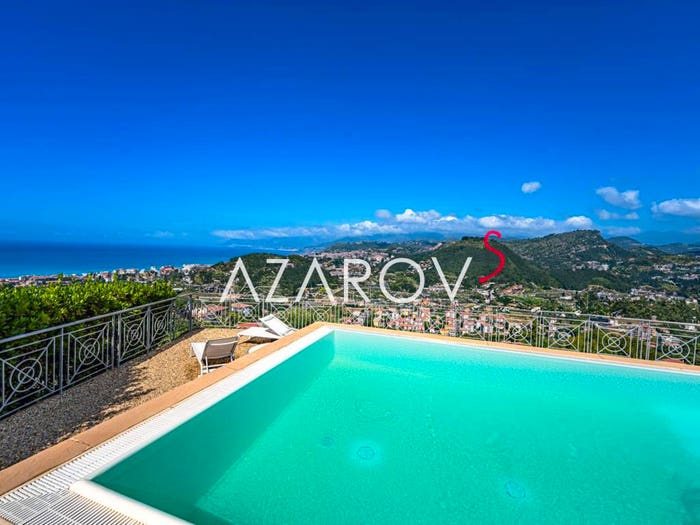 Casa con 6 locali in vendita in Via Generale Vincenzo Rossi, Zona Collinare, Bordighera