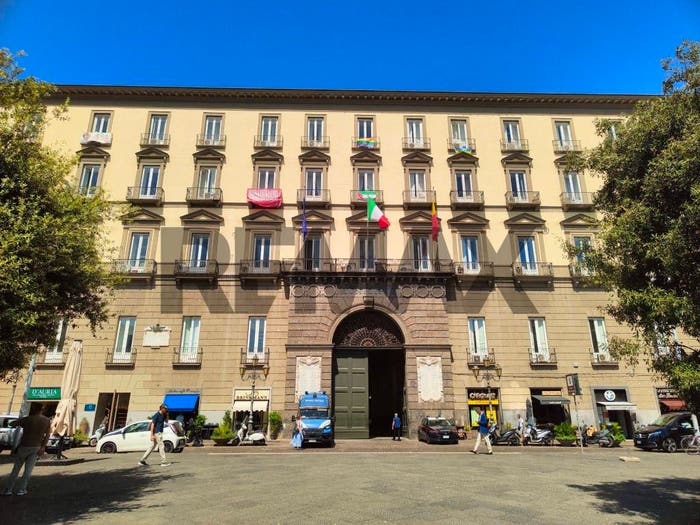 Appartamento bilocale in vendita in Via Paolo Emilio Imbriani, Porto Municipio, Napoli