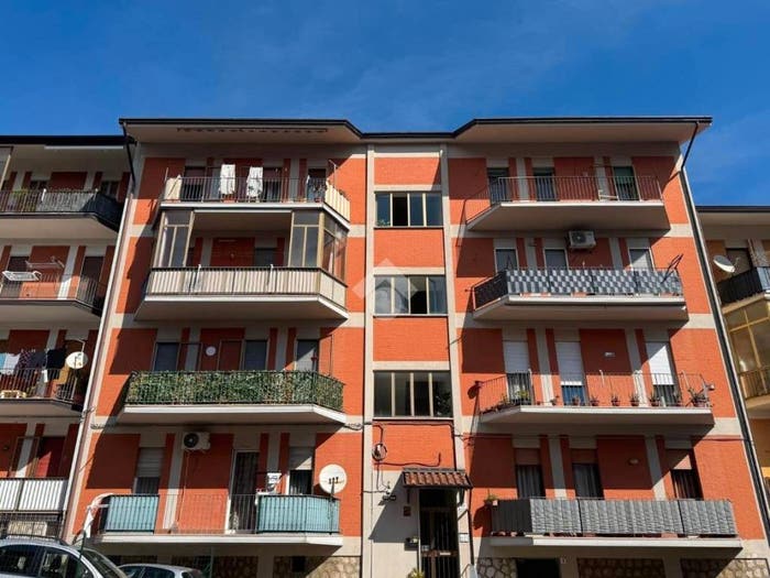 Appartamento trilocale in vendita in Via pasquale villari, Quattrograna Bellizzi Sant'Oronzo, Avellino