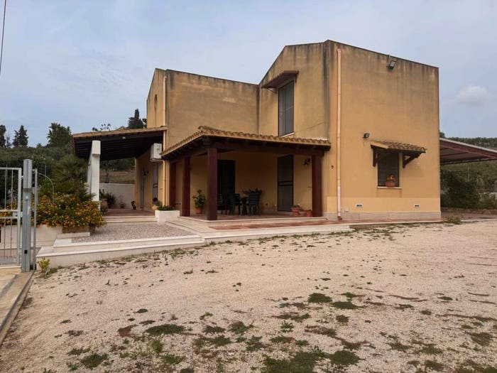 Casa con 6 locali in vendita in Via Soria, Paceco