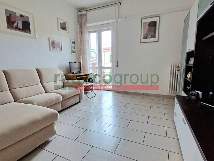 Appartamento quadrilocale in vendita in Via Carega, Ospedale Stazione, Livorno