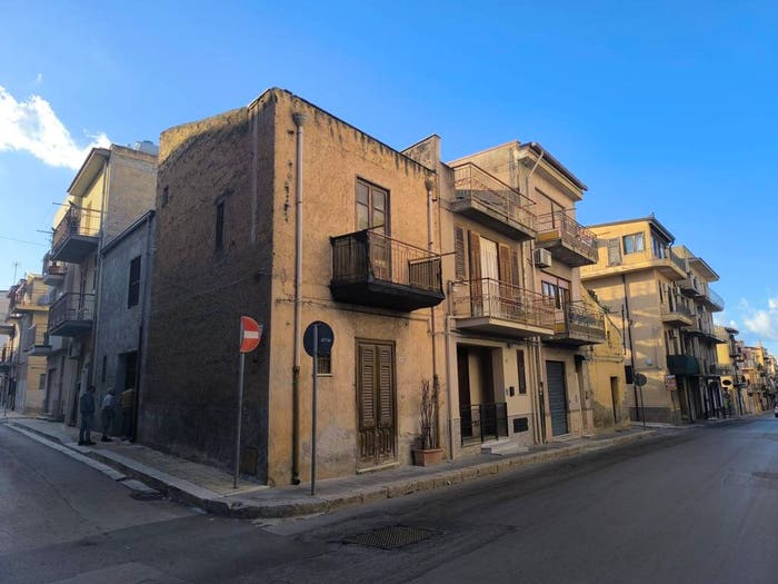 Appartamento bilocale in vendita in Via Loreto, Centro, Altavilla Milicia