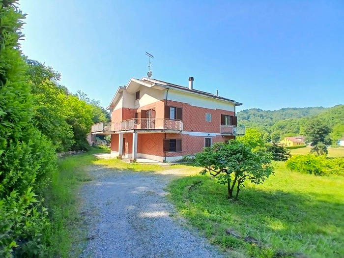 Casa con 6 locali in vendita in Via Roccabauda, Cavagnolo