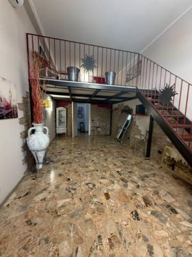 Appartamento bilocale in vendita in Centro, Rozzano