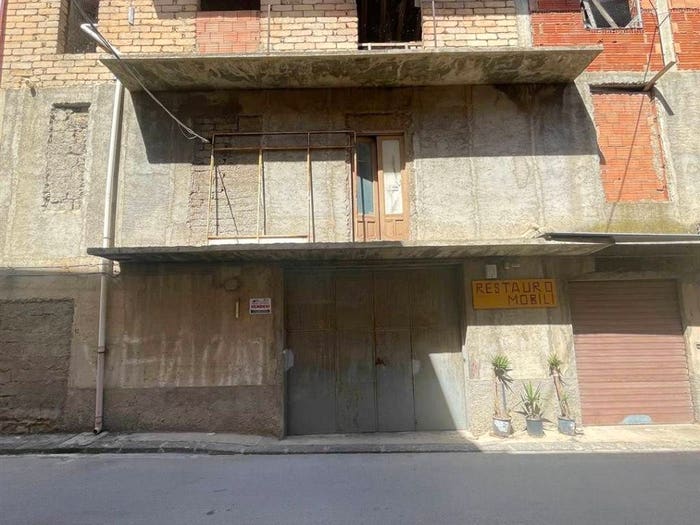 Appartamento con 6 locali in vendita in Campobello di Licata