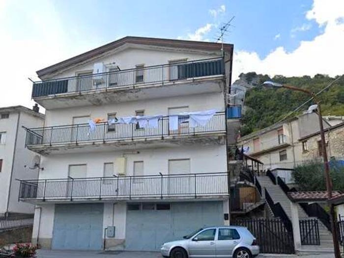 Appartamento con 5 locali in vendita in Via Piave, Centro, Castelsaraceno
