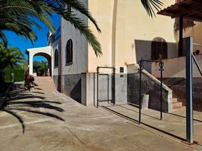 Casa con 6 locali in vendita in Via Brenta, Centro, Augusta