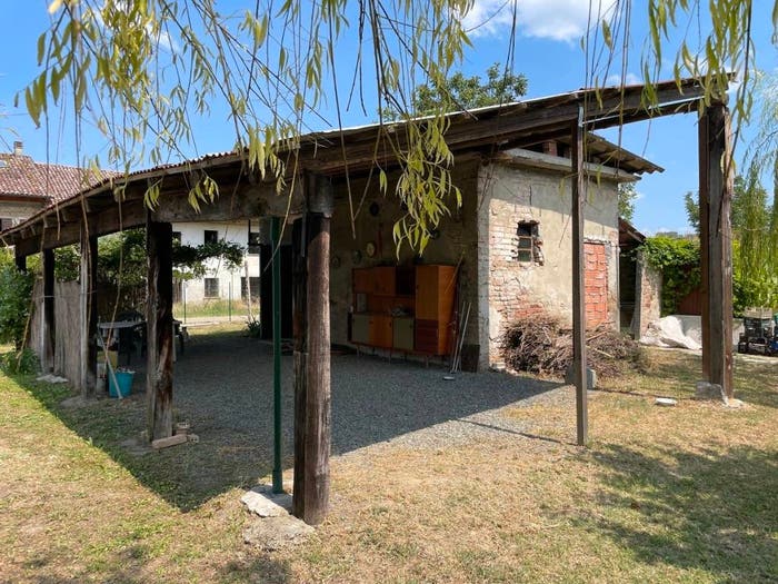 Casa monolocale in vendita in Frazione Quartino, Centro, Calamandrana