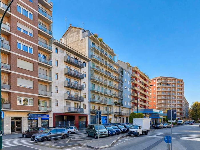 Appartamento quadrilocale in vendita in largo TIRRENO, Santa Rita, Torino