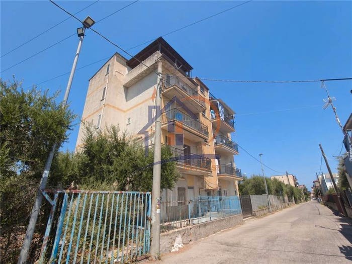 Appartamento trilocale in vendita in Viale delle Mimose, Fossa Solfara Mare, CoriglianoRossano