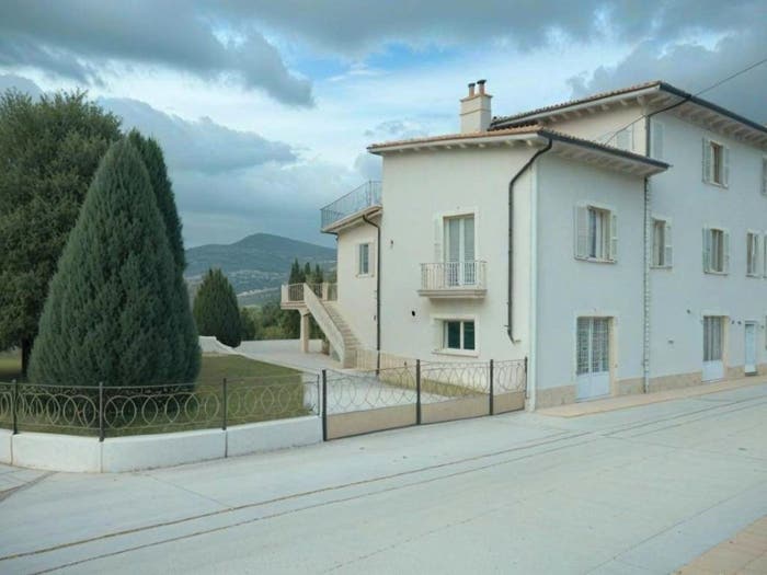 Casa con 6 locali in vendita in Via Statale, Montuolo, Lucca