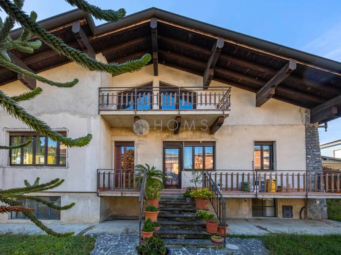 Casa con 5 locali in vendita in Via Sant'Alessandro, Centro, Fara Gera d'Adda