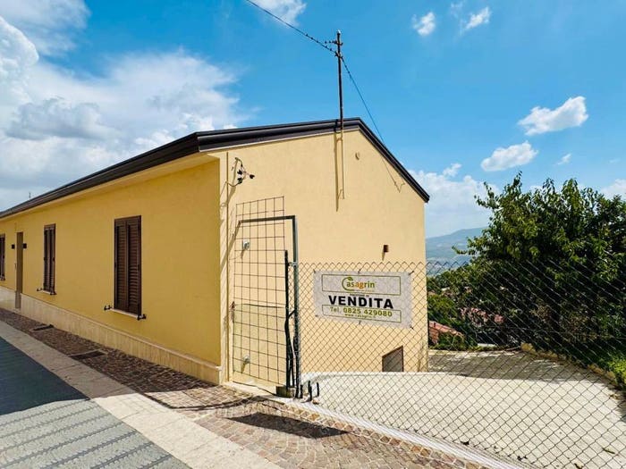 Casa con 6 locali in vendita in CORSO FRANCESCO IORIZZO, Villanova del Battista