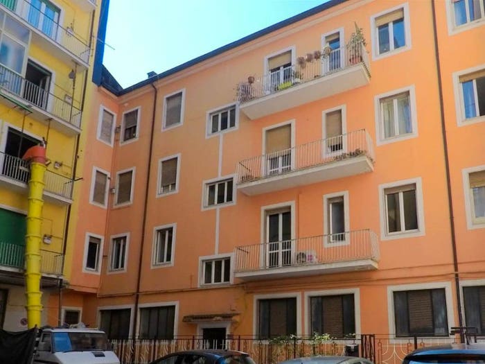 Appartamento con 5 locali in vendita in Via Dante Alighieri, Emanuele II C Colombo Morelli e Silvati, Avellino