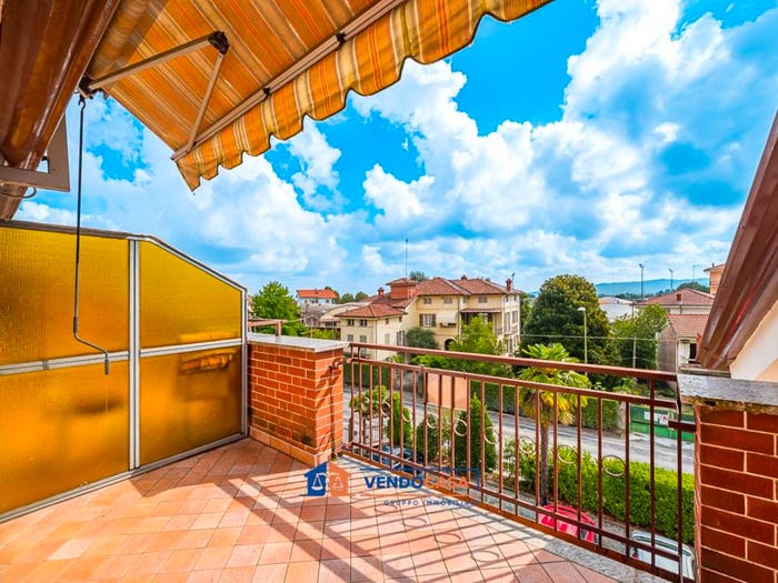 Appartamento quadrilocale in vendita in Via Valle Po, Centro, Revello