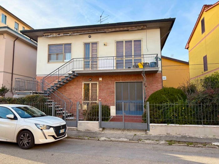 Casa con 6 locali in vendita in Via San Giusto, San Giusto San Cresci, Campi Bisenzio