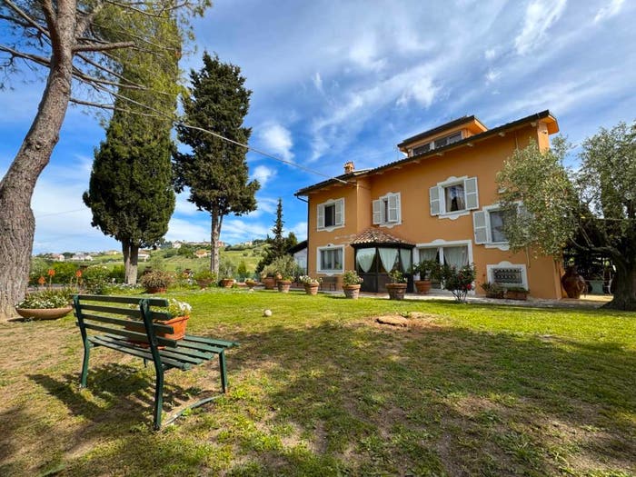 Casa con 6 locali in vendita in Contrada Parete, Centro, Fermo