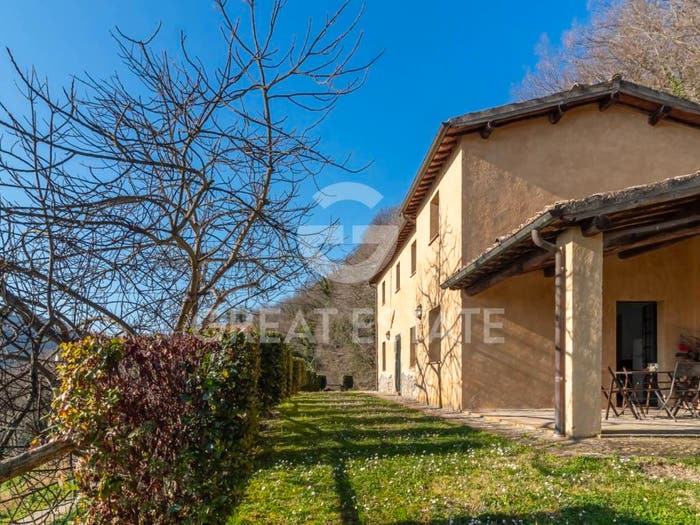 Casa con 6 locali in vendita in SP, Orvieto