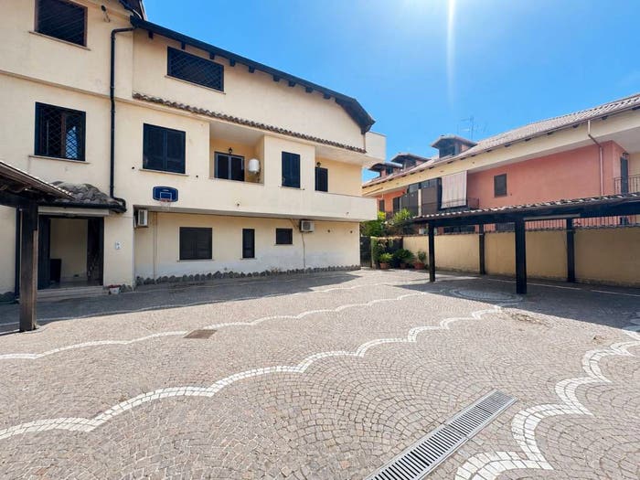 Appartamento trilocale in vendita in Parco della Noce Viale, Varcaturo, Giugliano in Campania