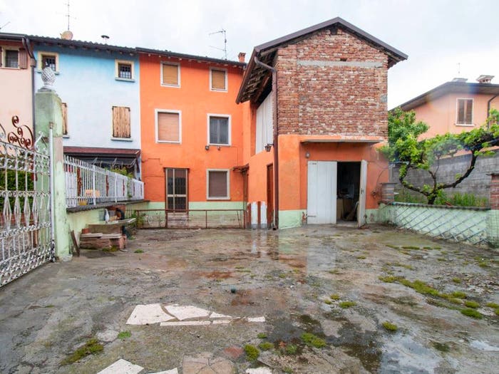 Casa quadrilocale in vendita in Vicolo Curvo, Isorella
