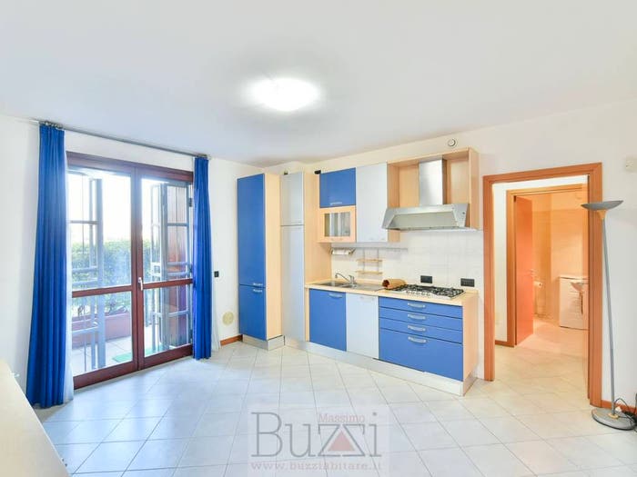 Appartamento bilocale in vendita in Via Umberto Tagliabue, Desio