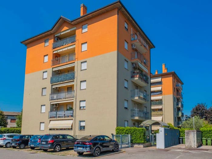 Appartamento trilocale in vendita in Via Olona, Sciarè, Gallarate