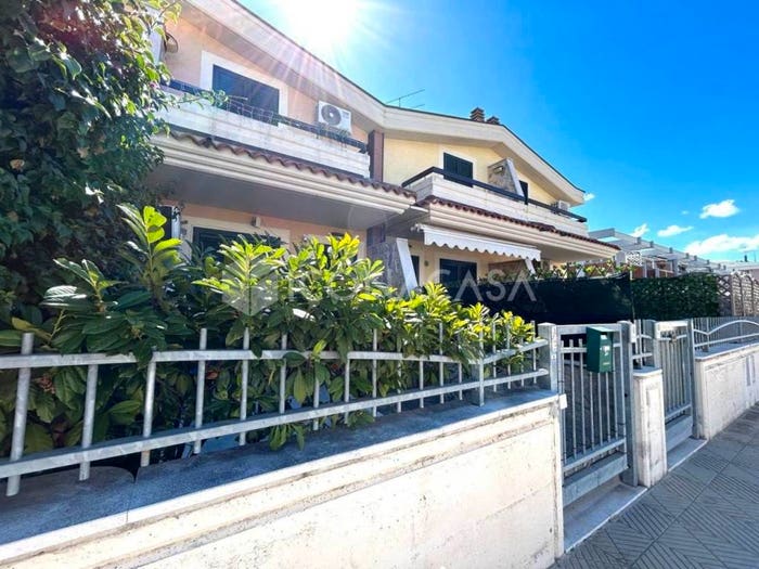 Casa trilocale in vendita in Via Alcide De Gasperi, Lido Campomarino, Campomarino