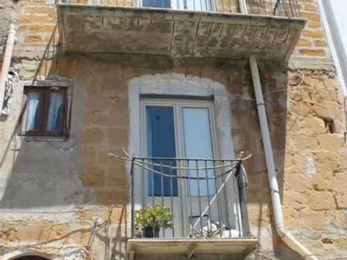 Casa bilocale in vendita in Via Montalbano, Cianciana