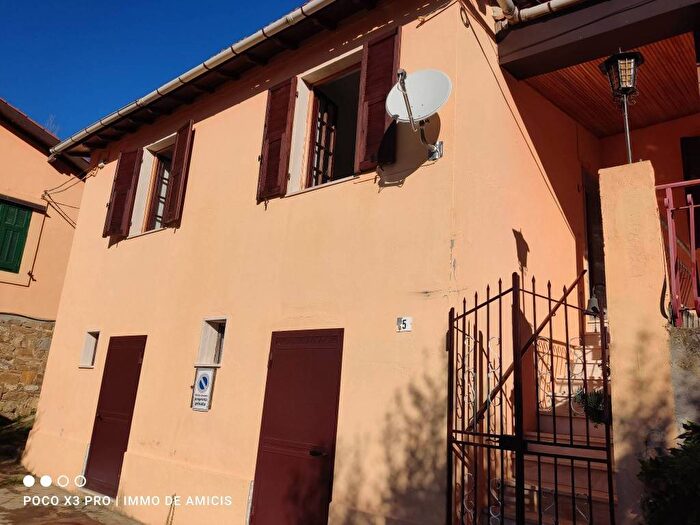 Casa trilocale in vendita in Camporosso