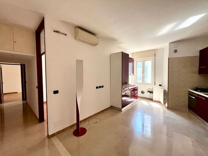 Appartamento trilocale in vendita in Via Popoli Uniti, Rovereto, Milano
