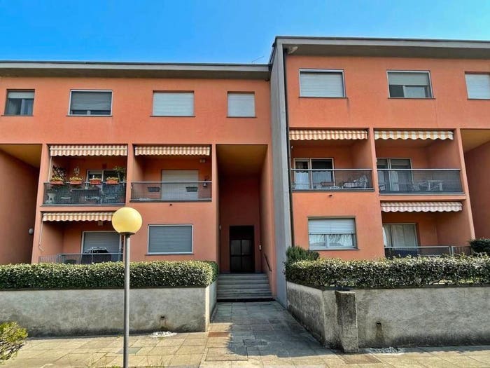 Appartamento quadrilocale in vendita in Centro, Merone