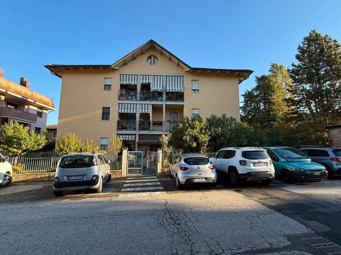 Appartamento con 6 locali in vendita in Via Tenente Daniele Pierantoni, Savigno, Valsamoggia