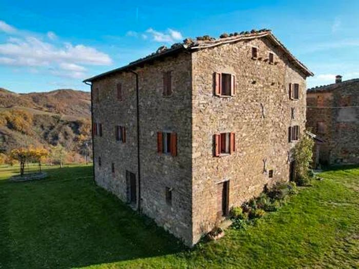 Casa con 6 locali in vendita in Monastero No Number, Piandimeleto