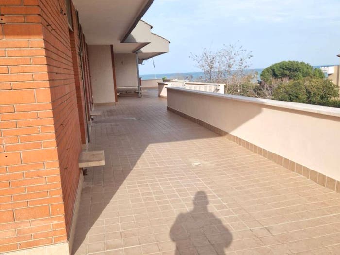 Casa con 6 locali in vendita in Viale John Fitzgerald Kennedy, Lungomare Strada Parco, Pescara