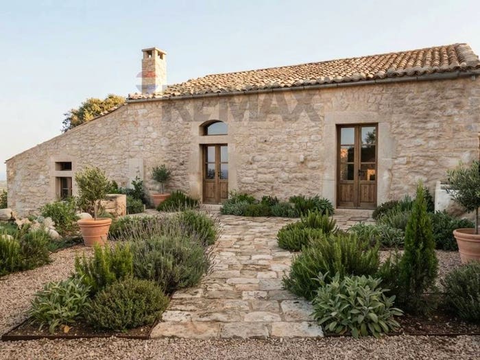 Casa quadrilocale in vendita in Contrada Margitello, Comiso