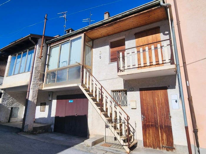 Casa con 5 locali in vendita in Via della Valle, Entracque