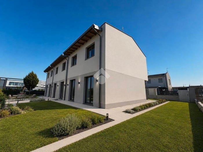 Appartamento quadrilocale in vendita in Via Giacomo Matteotti, Quinzano d'Oglio