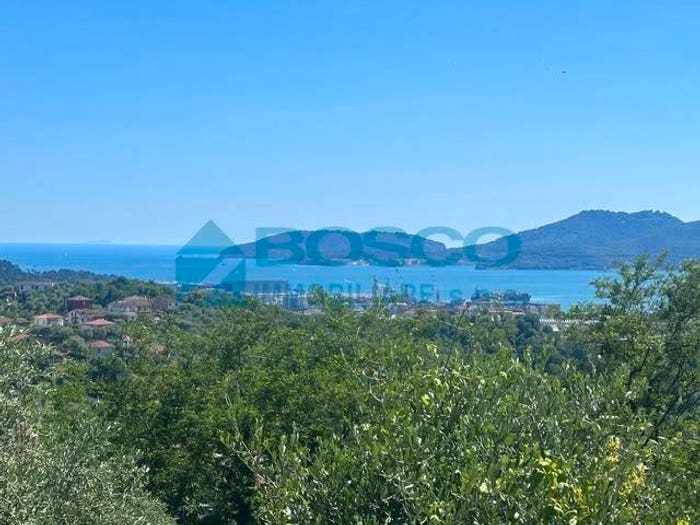 Casa con 6 locali in vendita in Via XX Gennaio, La Pieve San Venerio, La Spezia