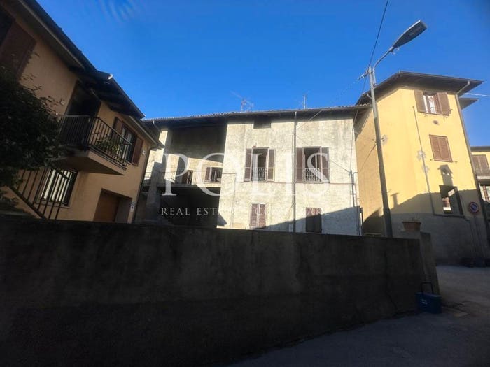 Appartamento monolocale in vendita in Via Giovanni Corti, Centro, Erba