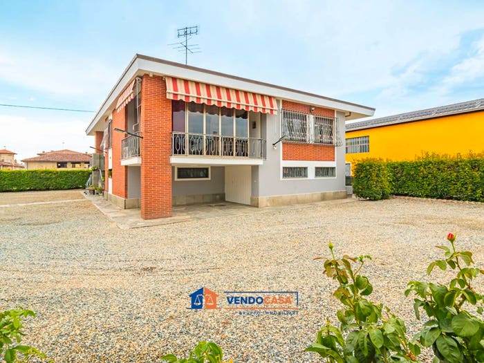Case in Vendita e in Affitto - 3