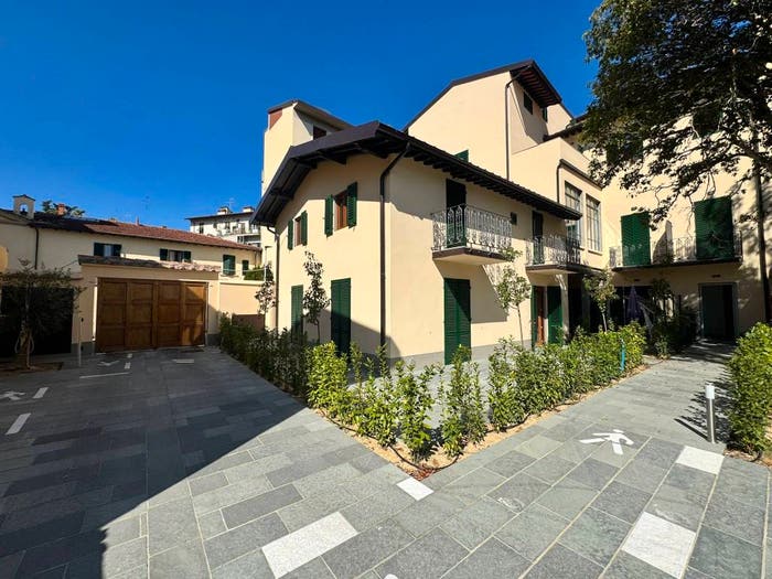Appartamento con 5 locali in vendita in Via Trento, Bolognese, Firenze