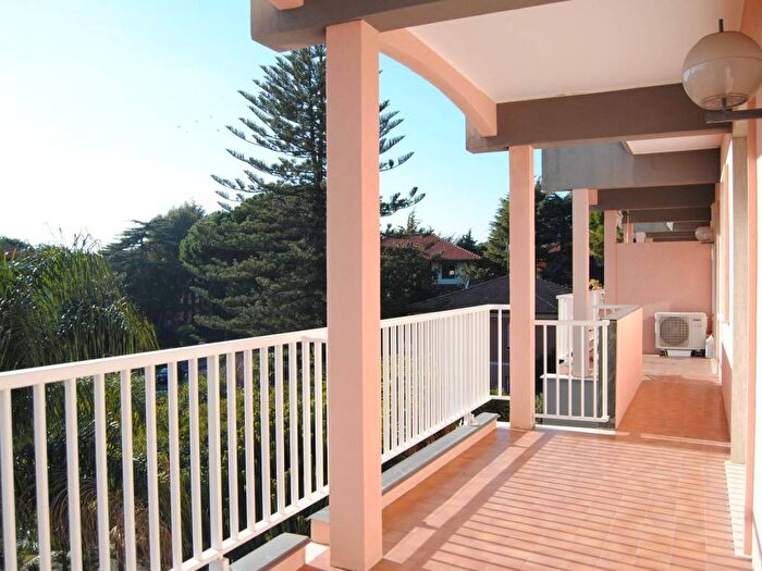 Appartamento quadrilocale in vendita in Via Girolamo Rossi, Centro, Bordighera