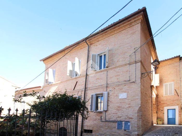 Appartamento trilocale in vendita in Via Bergamasca, Centro, Fermo